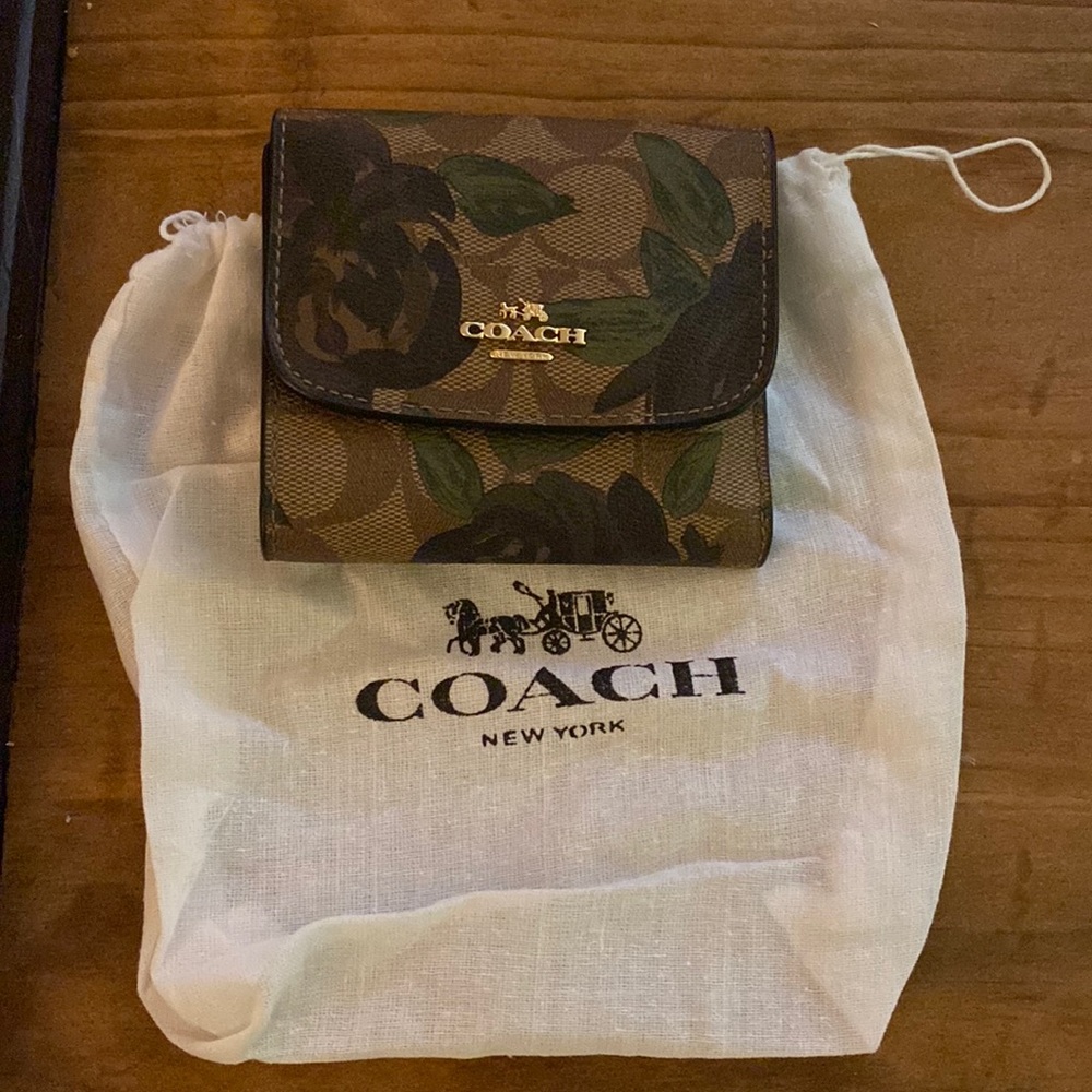 Coach Small Wallet - image 1